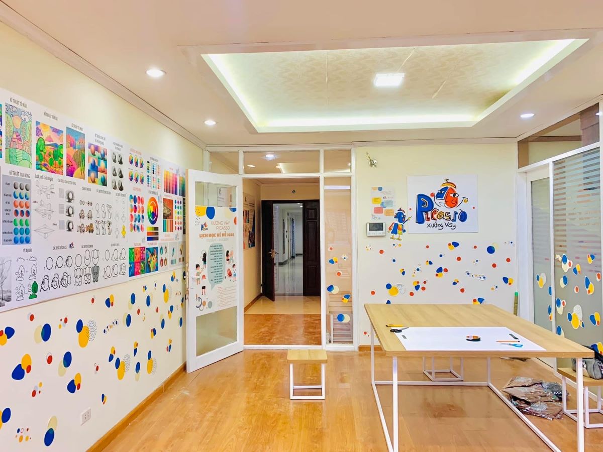 Xưởng vầy Picasso lựa chọn phong cách thiết kế tối giản