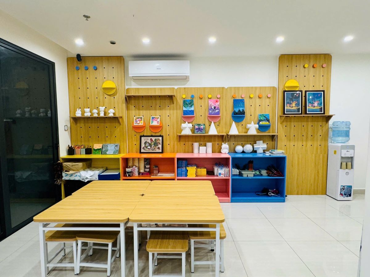 Không gian rực rỡ sắc màu khơi gợi niềm vui