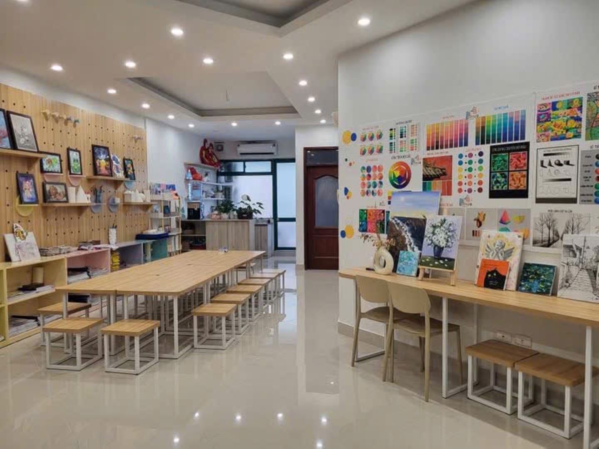 Hệ thống đèn âm trần cung cấp ánh sáng vô cùng dịu mắt